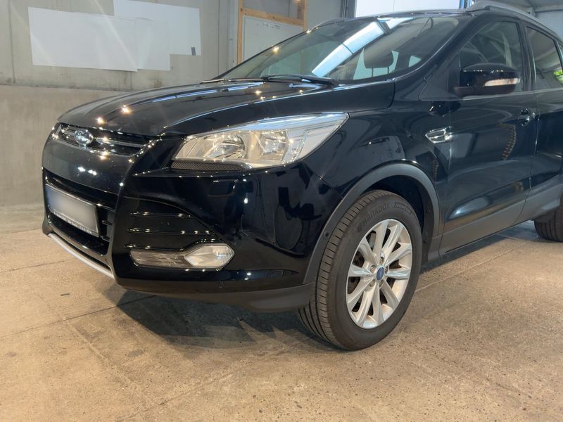 Ford Kuga 2.0 TDCi Titanium 2015 – снимка 2