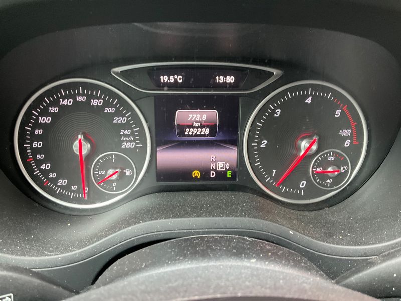 Mercedes-Benz B-Klasse B 200 CDI Urban 2015 – снимка 19