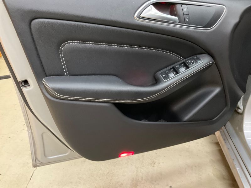 Mercedes-Benz B-Klasse B 200 CDI Urban 2015 – снимка 25