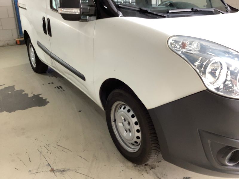 Opel Combo 1.3 CDTI Kasten L1H1 2,2t 2018 – снимка на щета