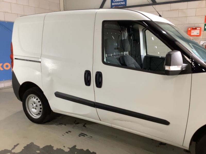 Opel Combo 1.3 CDTI Kasten L1H1 2,2t 2018 – снимка на щета