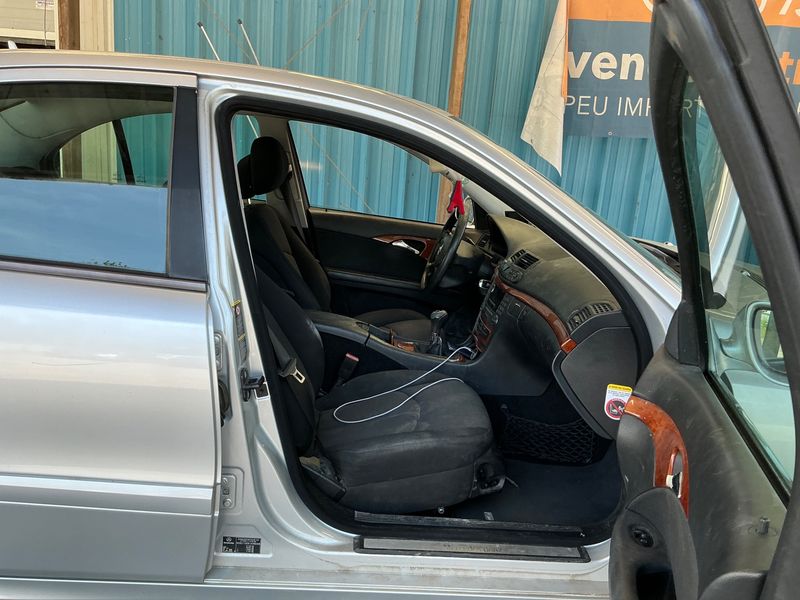 Mercedes-Benz E-Klasse E 220 CDI Classic 2006 – снимка 3