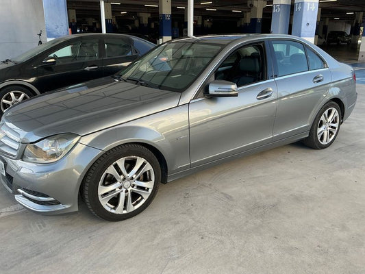 Mercedes-Benz C-Klasse C 200 CDI BlueEfficiency Avantgarde 2012 – снимка 2