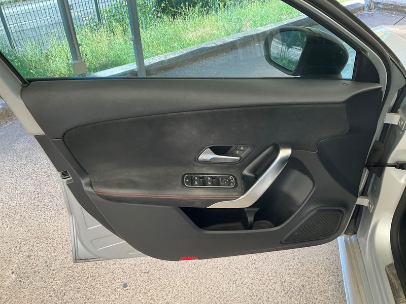 Mercedes-Benz A-Klasse A 180 d Premium 2018 – снимка 27