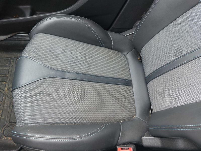 Peugeot 3008 1.6 Hybrid Allure Pack 2022 – снимка 26