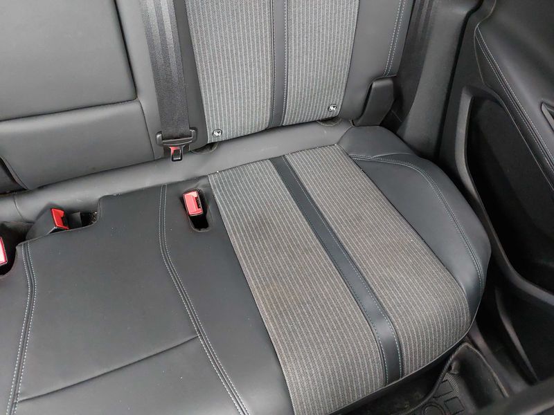 Peugeot 3008 1.6 Hybrid Allure Pack 2022 – снимка 29