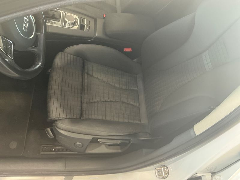 Audi A3 Sportback 2.0 TDI Ambition 2015 – снимка 33