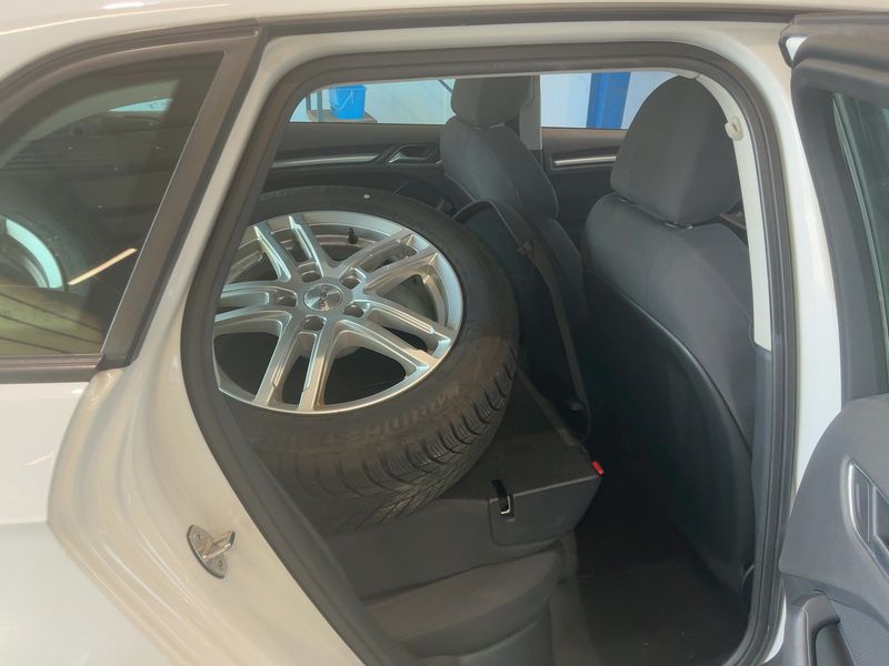 Audi A3 Sportback 2.0 TDI Ambition 2015 – снимка 20