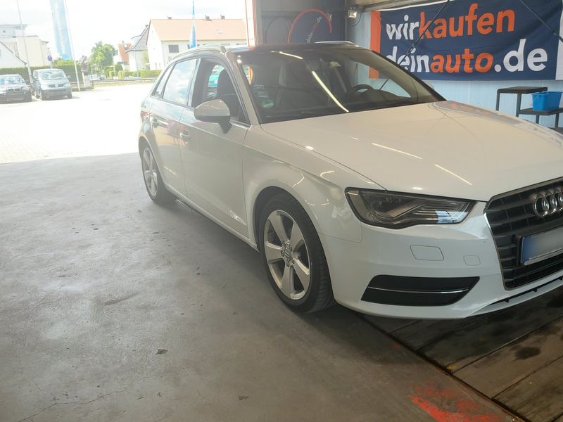 Audi A3 Sportback 2.0 TDI Ambition 2015 – снимка 12