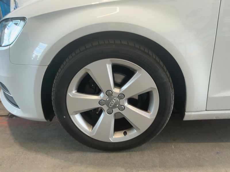Audi A3 Sportback 2.0 TDI Ambition 2015 – снимка 3