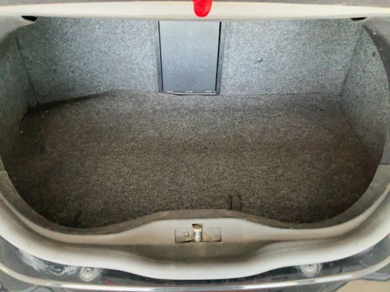 Volkswagen New Beetle 1.9 TDI United 2008 – снимка 15