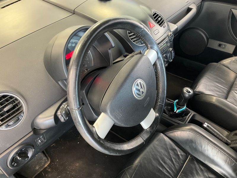 Volkswagen New Beetle 1.9 TDI United 2008 – снимка 26