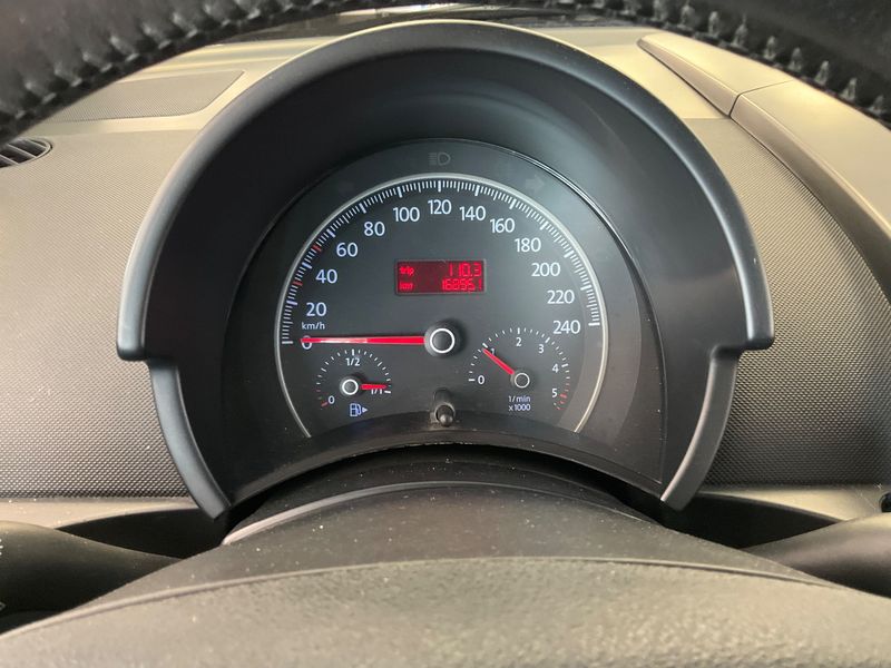 Volkswagen New Beetle 1.9 TDI United 2008 – снимка 18