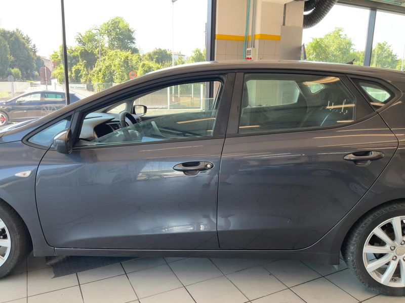 Kia cee'd 1.6 CRDi Active 2016 – снимка 4