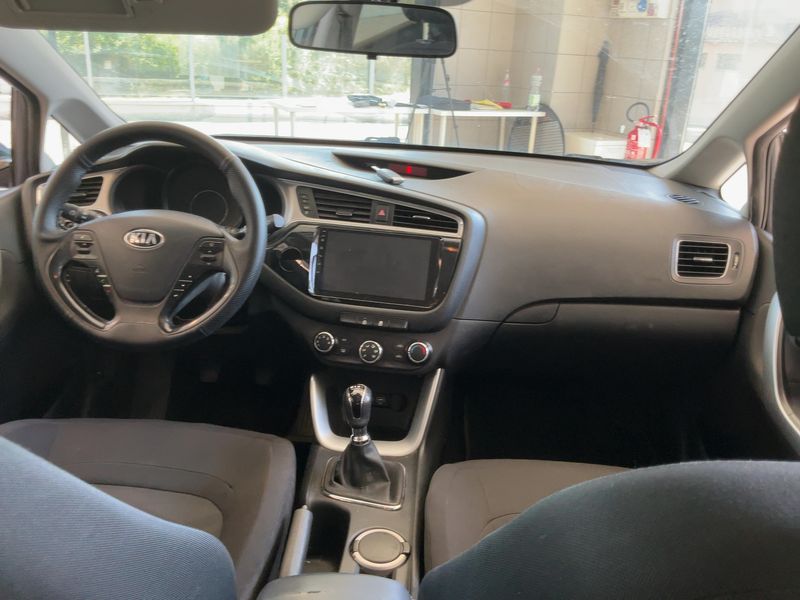 Kia cee'd 1.6 CRDi Active 2016 – снимка 17