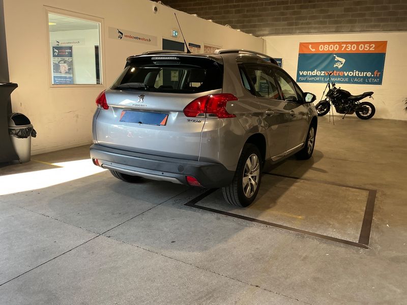 Peugeot 2008 1.2 VTi Allure 2015 – снимка 2