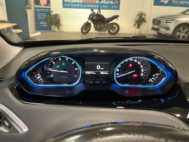 Peugeot 2008 1.2 VTi Allure 2015 – снимка 4