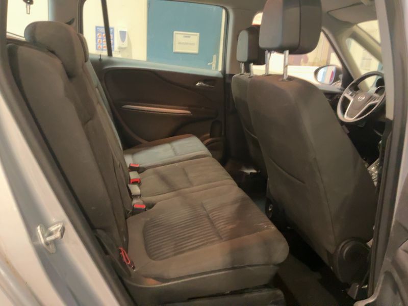Opel Zafira Tourer 1.6 CDTI Business Connect 2016 – снимка 19