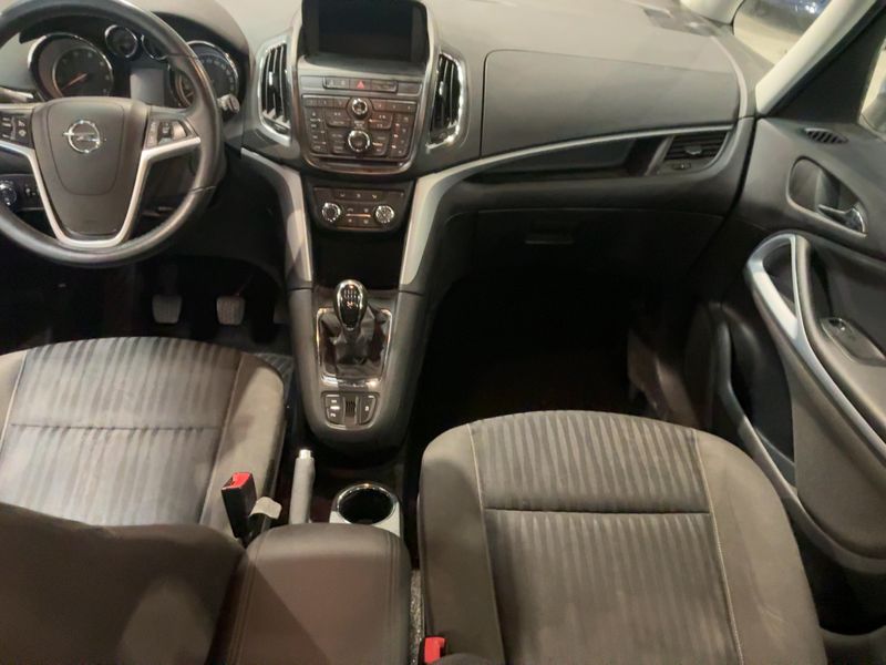 Opel Zafira Tourer 1.6 CDTI Business Connect 2016 – снимка 17