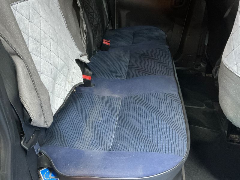 Peugeot Partner 1.6 HDi Access 2011 – снимка 26