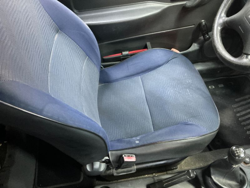 Peugeot Partner 1.6 HDi Access 2011 – снимка 24
