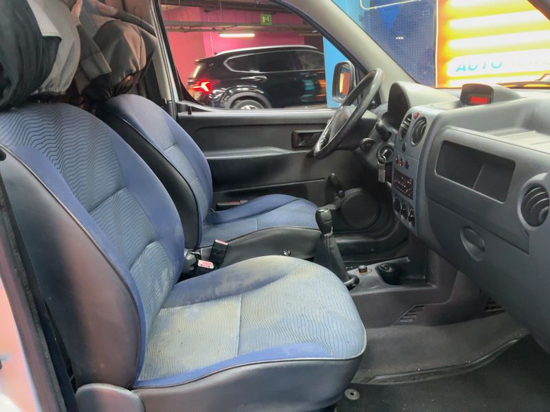 Peugeot Partner 1.6 HDi Access 2011 – снимка 16