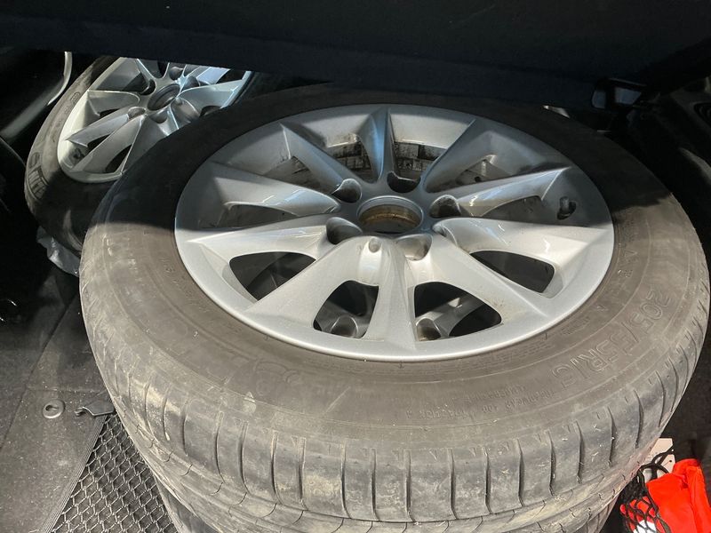 BMW 1er 120i Advantage 2018 – снимка 15