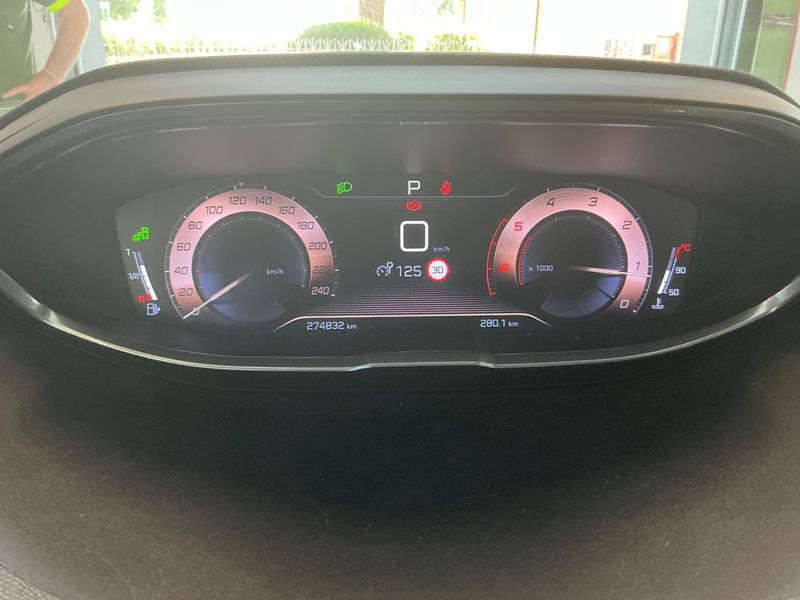 Peugeot 3008 1.6 Blue-HDi GT Line 2018 – снимка 18