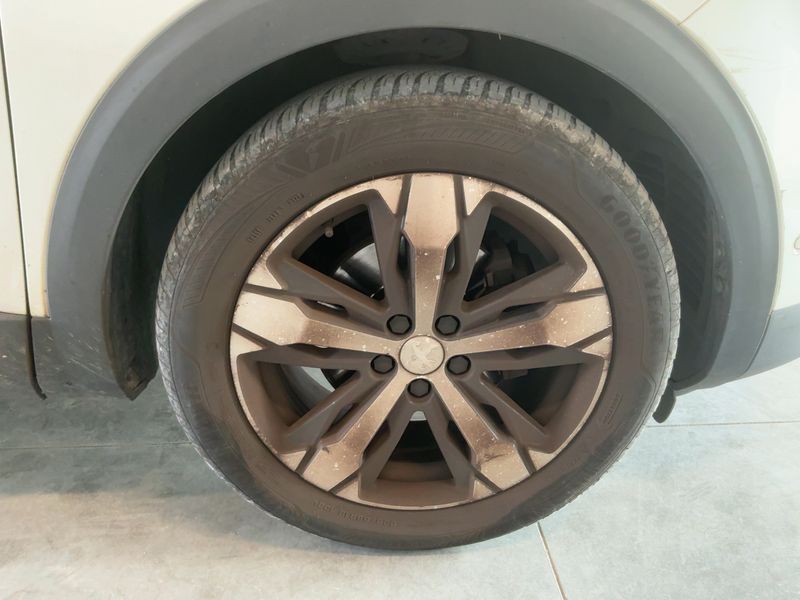 Peugeot 3008 1.6 Blue-HDi GT Line 2018 – снимка 11