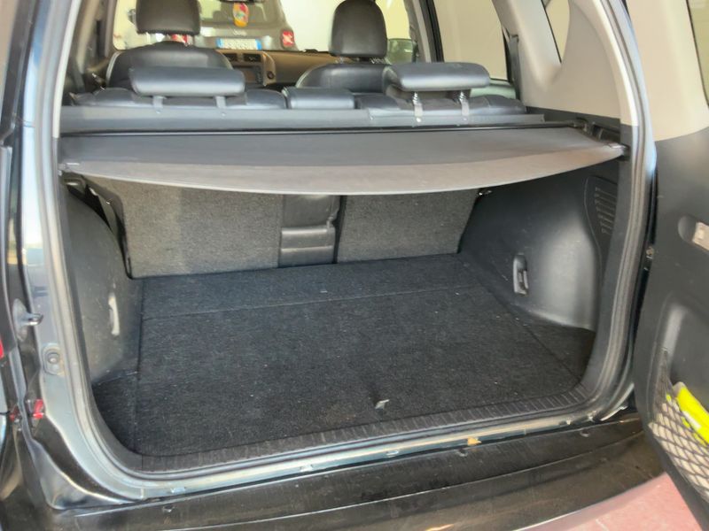 Toyota RAV 4 2.2 D-4D Crossover Style 2013 – снимка 15