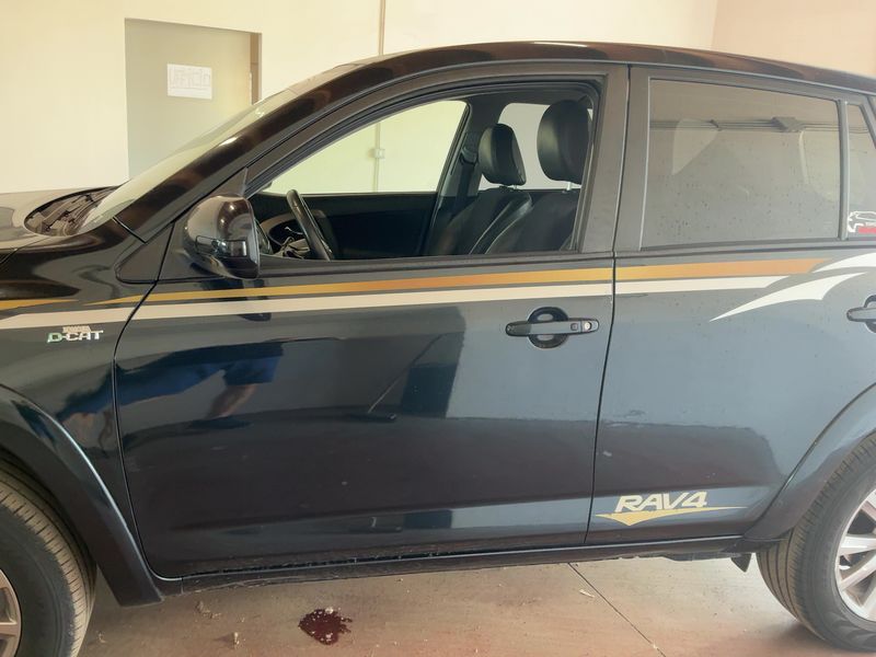Toyota RAV 4 2.2 D-4D Crossover Style 2013 – снимка 4