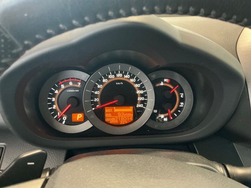 Toyota RAV 4 2.2 D-4D Crossover Style 2013 – снимка 18