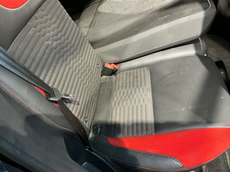 Ford Focus 2.0 EcoBoost ST 2015 – снимка 34