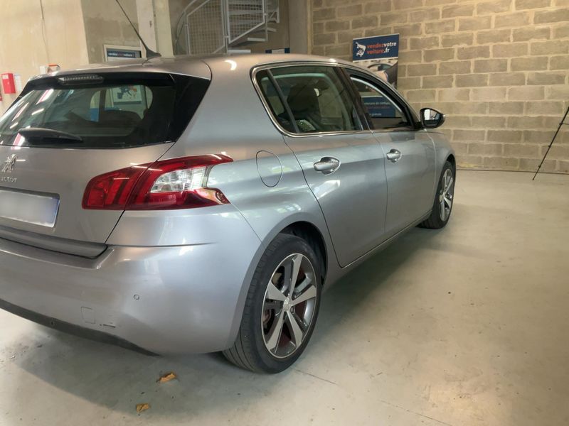 Peugeot 308 1.2 e-THP Allure 2015 – снимка 8