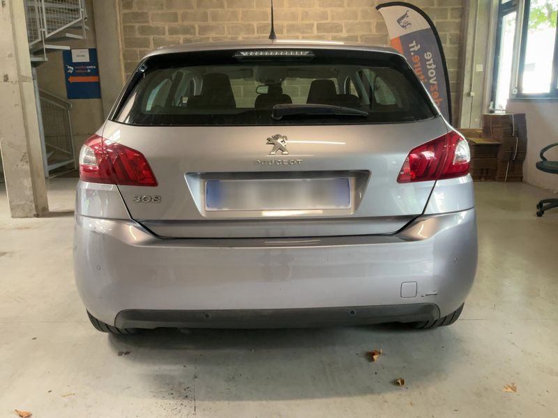 Peugeot 308 1.2 e-THP Allure 2015 – снимка 7