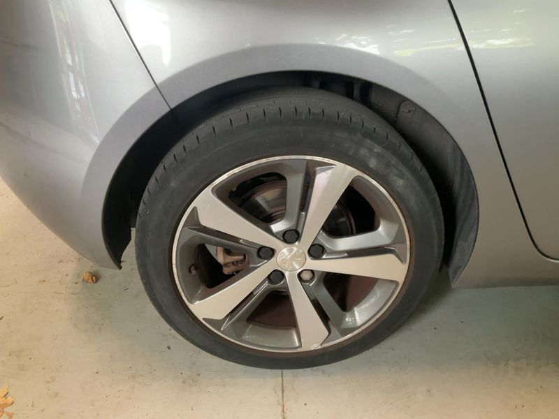 Peugeot 308 1.2 e-THP Allure 2015 – снимка 9