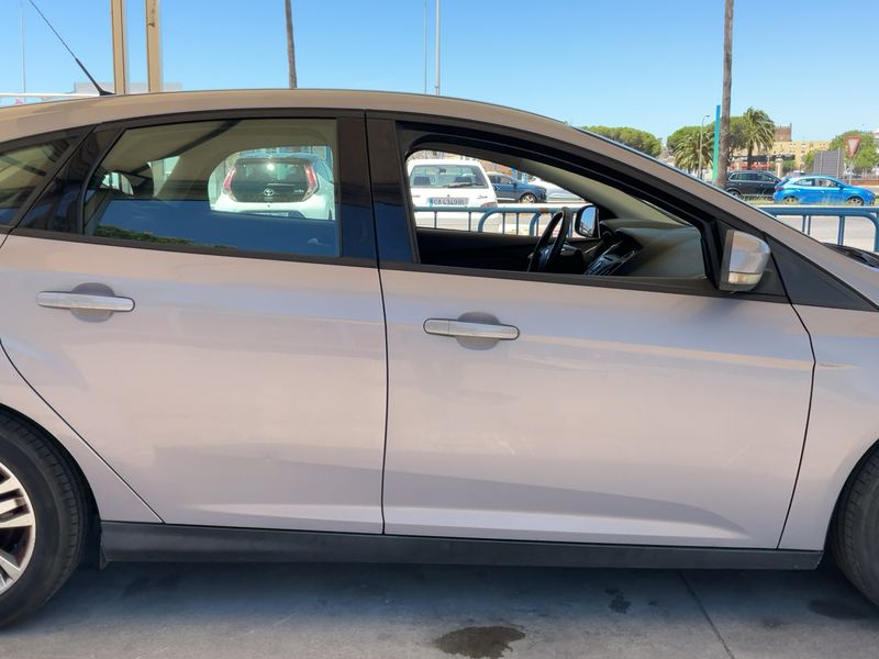 Ford Focus 1.6 TDCi Edition 2014 – снимка 10