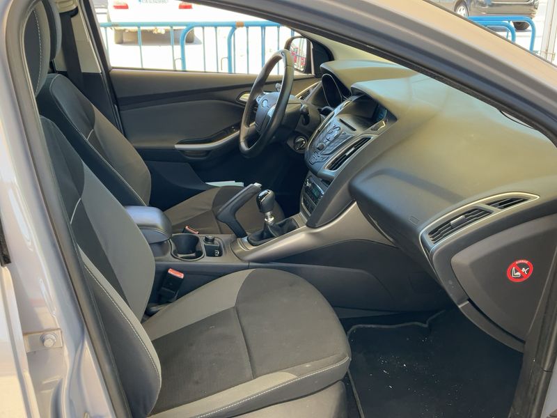 Ford Focus 1.6 TDCi Edition 2014 – снимка 16