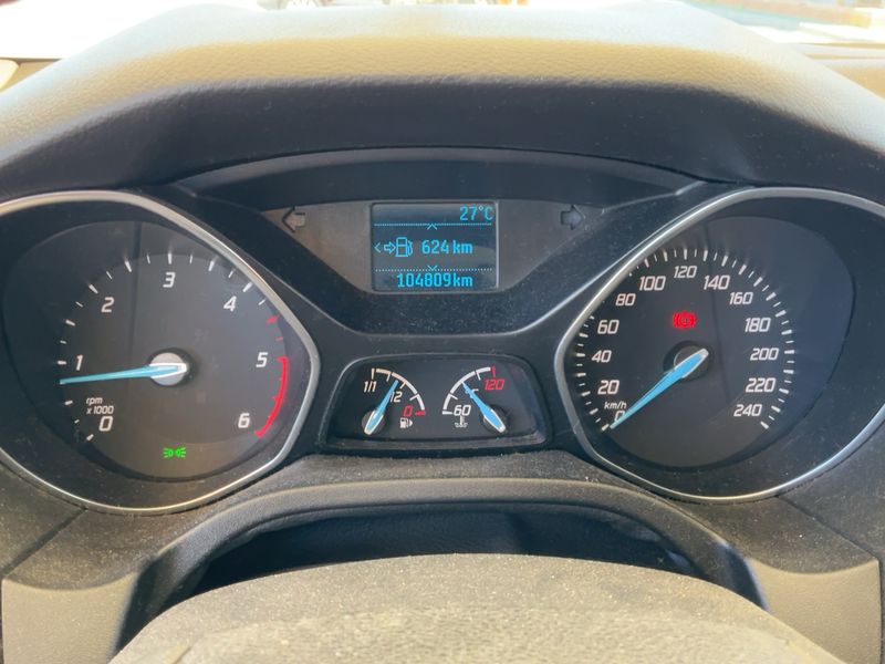 Ford Focus 1.6 TDCi Edition 2014 – снимка 18