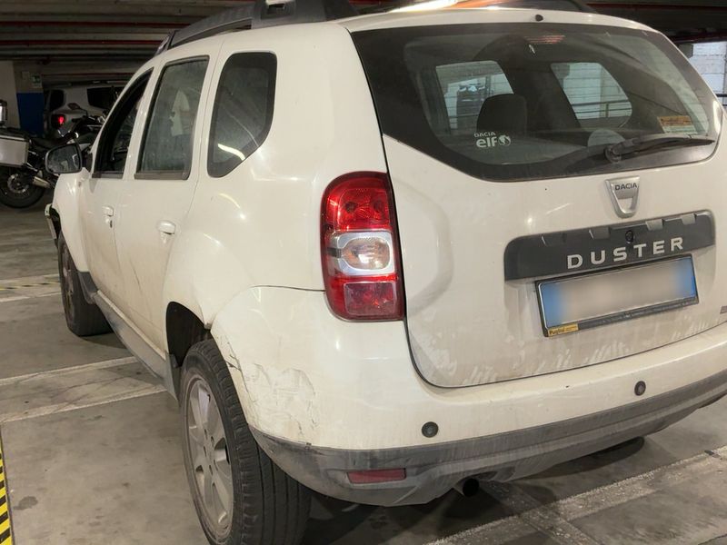 Dacia Duster 1.5 dCi Laureate 4x2 2016 – снимка 6