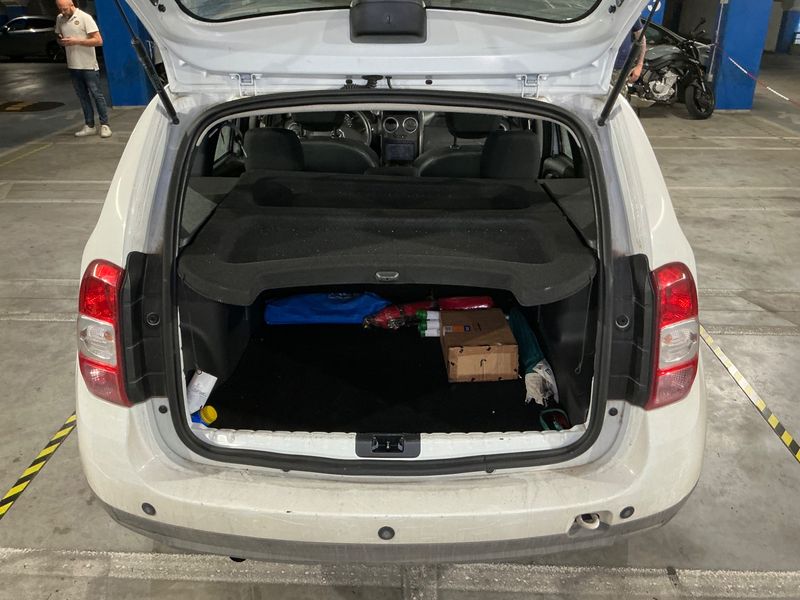 Dacia Duster 1.5 dCi Laureate 4x2 2016 – снимка 43
