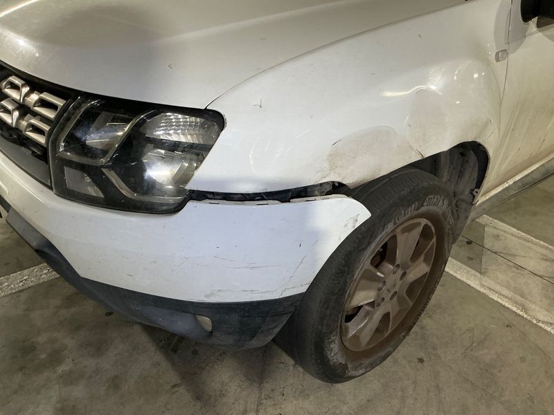 Dacia Duster 1.5 dCi Laureate 4x2 2016 – снимка 49