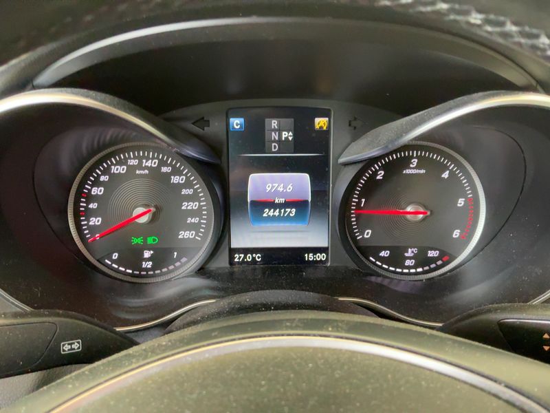 Mercedes-Benz C-Klasse C 220 d BlueTEC Avantgarde 2016 – снимка 19