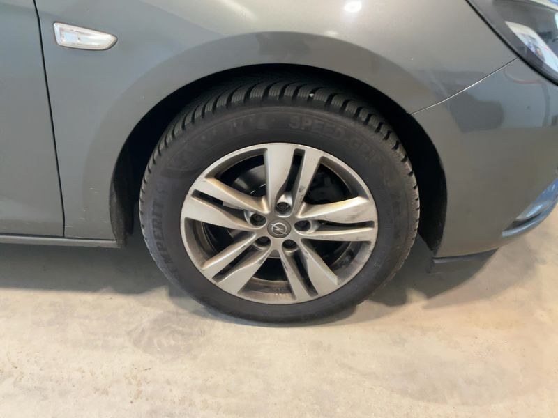 Opel Astra 1.6 CDTI DPF Österreich Edition Start/Stop 2018 – снимка 11