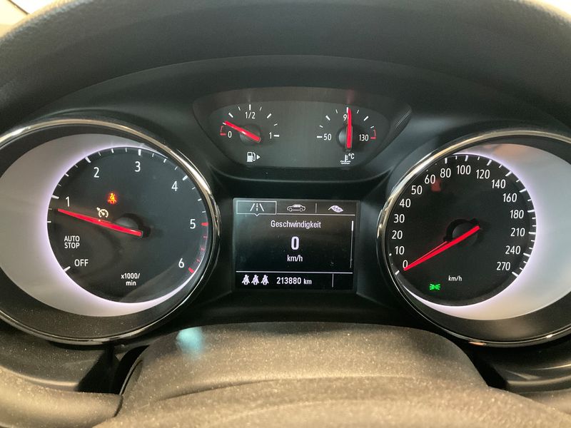 Opel Astra 1.6 CDTI DPF Österreich Edition Start/Stop 2018 – снимка 19