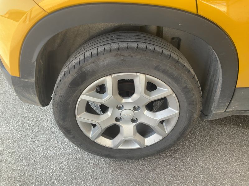Jeep Avenger 1.2 T-GDI Altitude 2024 – снимка 9