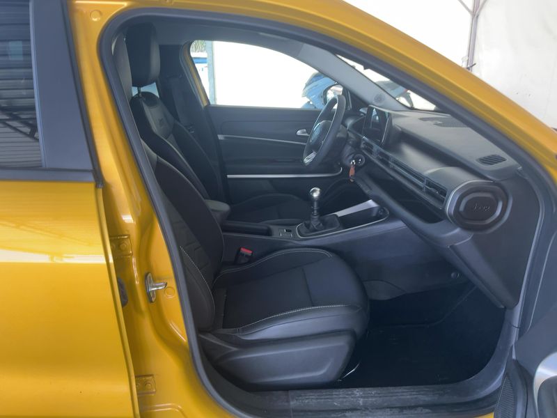 Jeep Avenger 1.2 T-GDI Altitude 2024 – снимка 16