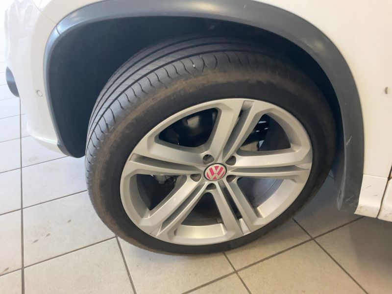 Volkswagen Tiguan 2.0 TDI Sport & Style 4Motion BlueMotion Tech 2013 – снимка 3