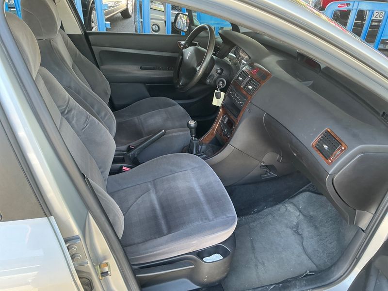 Peugeot 307 2.0 HDi Premium 2001 – снимка 3