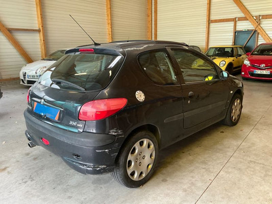 Peugeot 206 2.0 HDi XS 2001 – снимка 2